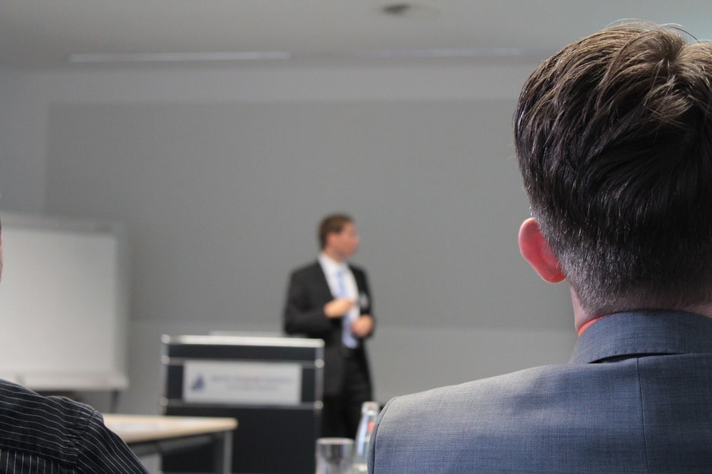 Comprendre le droit des affaires facilement
